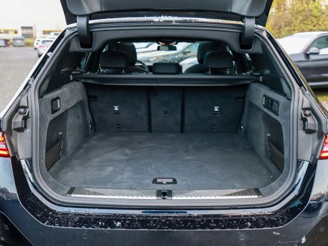 BMW 540 540d M-Sport Touring xDrive