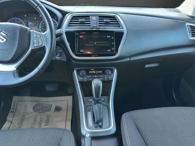 Suzuki SX4 S-Cross Hybrid Shine