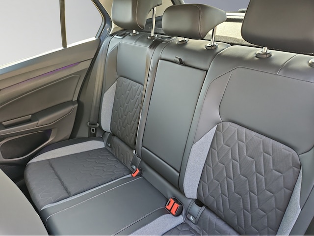 Volkswagen Golf 1.5 eTSI DSG Golf VIII