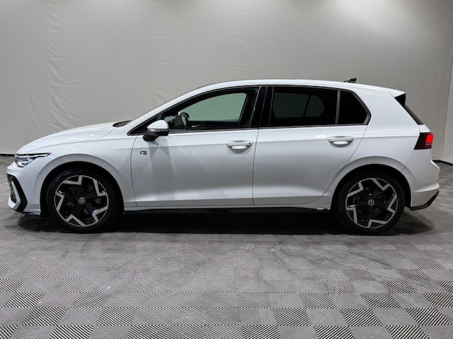 Volkswagen Golf 1.5 eTSI DSG R-Line