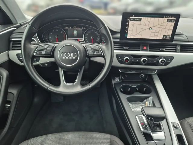 Audi A4 35 TFSI Avant S-Tronic