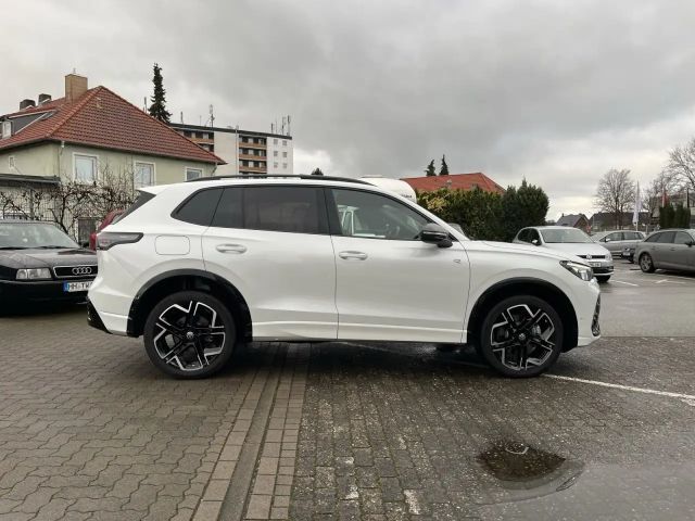 Volkswagen Tiguan 2.0 TDI DSG R-Line