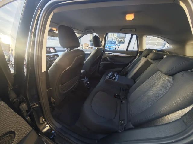 BMW X1 Advantage pakket sDrive18i