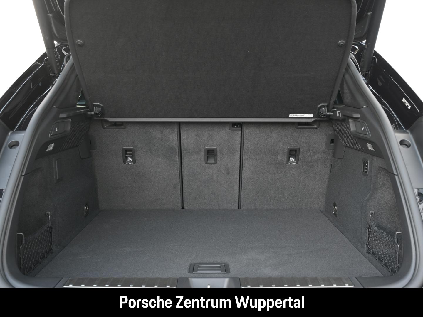 Porsche Macan LED-Matrix Abstandstempomat Luftfederung