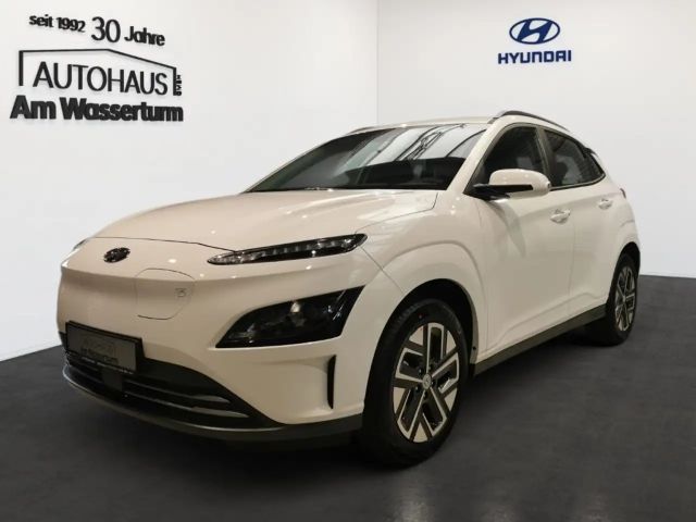 Hyundai Kona 2WD Select