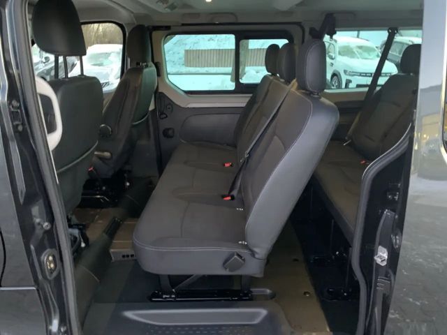 Renault Trafic Evolution L2H1 dCi 150