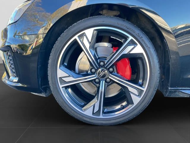 Audi A4 40 TFSI Quattro S-Line