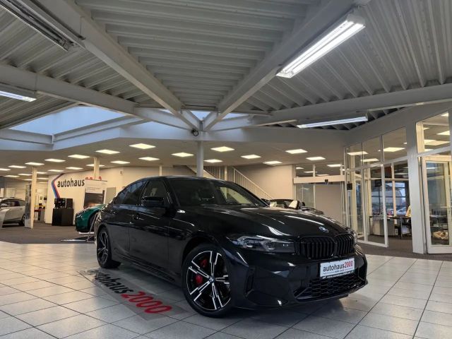 BMW 320 320d M-Sport Sedan xDrive