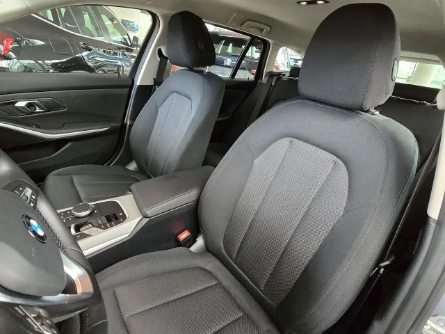 BMW 318 318d Touring