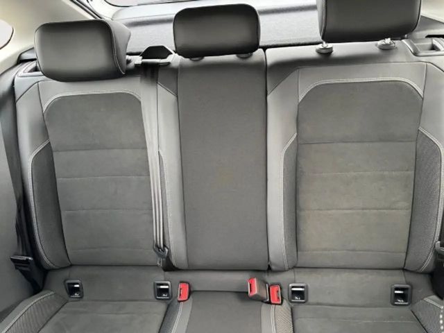 Volkswagen Taigo 1.0 TSI DSG Style