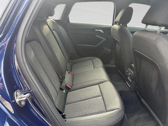 Audi A3 30 TDI S-Tronic Sedan