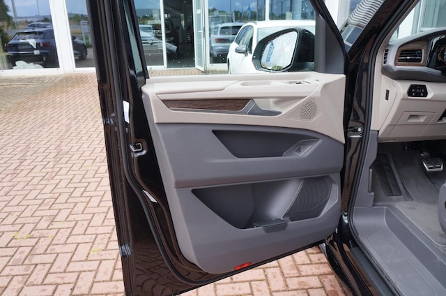 Volkswagen Multivan 2.0 TDI DSG Style T7