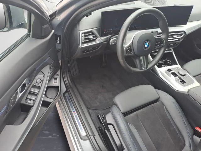 BMW 330 330i M-Sport Touring