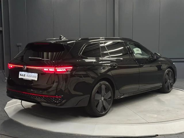 Volkswagen Passat 4Motion R-Line Variant