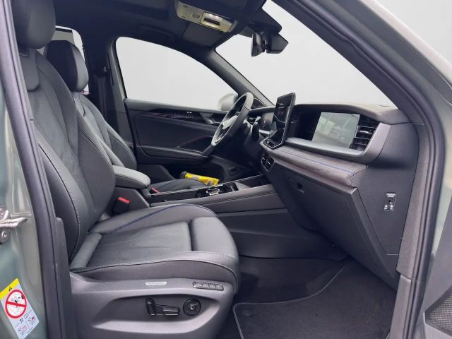 Volkswagen Tayron 4Motion DSG R-Line