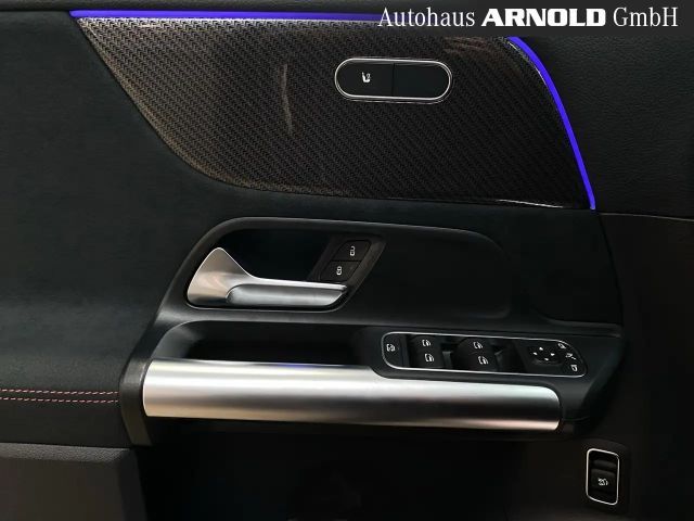 Mercedes-Benz B 220 4MATIC AMG Line Sedan