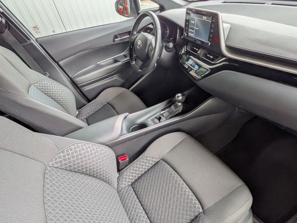 Toyota C-HR 5-deurs Basis