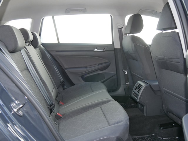 Volkswagen Golf Life Variant