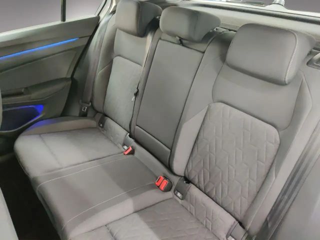 Volkswagen Golf 1.5 eTSI DSG Life