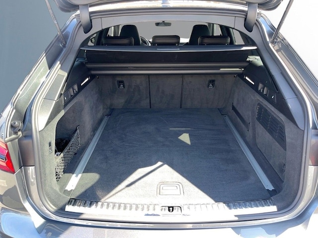 Audi S6 Avant Quattro