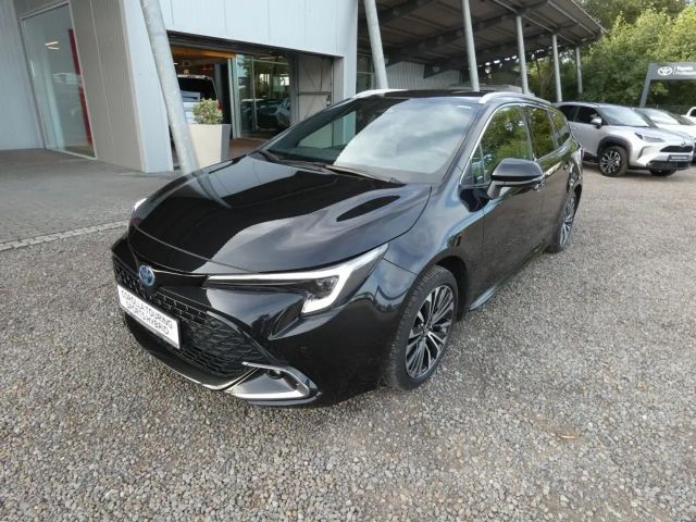 Toyota Corolla Hybride Team D