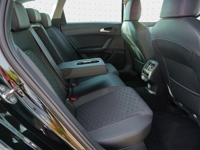 Seat Leon 2.0 TDI Connect FR-lijn Sportstourer