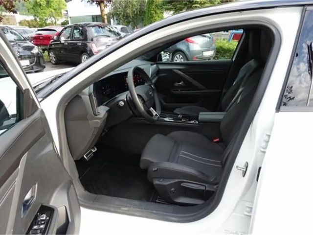 Opel Astra GS-Line Grand Sport Turbo