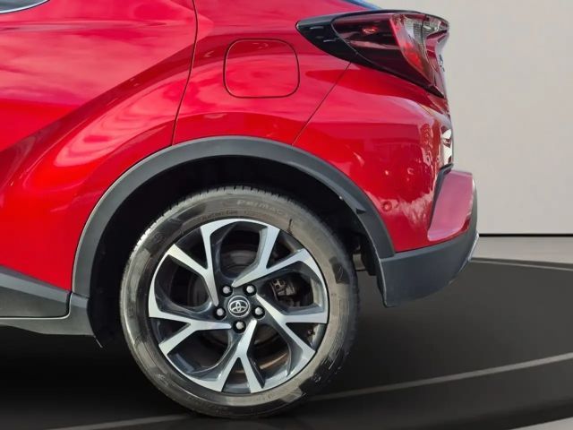 Toyota C-HR Hybride Team D