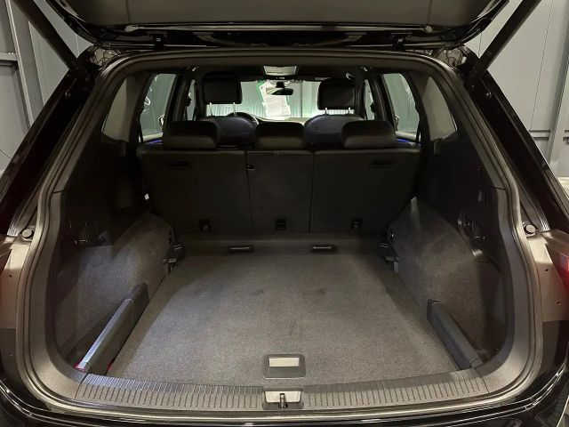Volkswagen Tiguan 4Motion Allspace R-Line