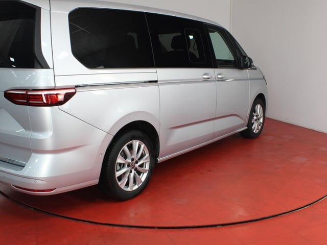Volkswagen Multivan 2.0 TDI DSG Lang T7