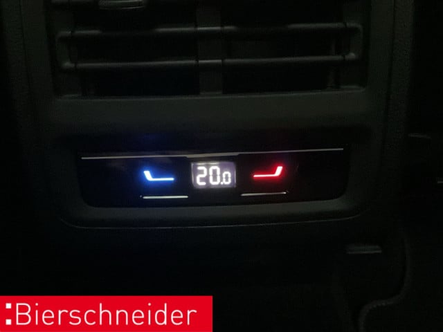 Volkswagen Golf 2.0 TSI GTI