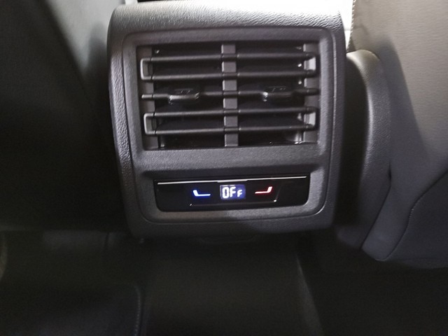 Volkswagen Golf 1.5 eTSI DSG Golf VIII