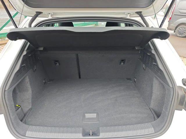 Audi A3 30 TDI Sedan