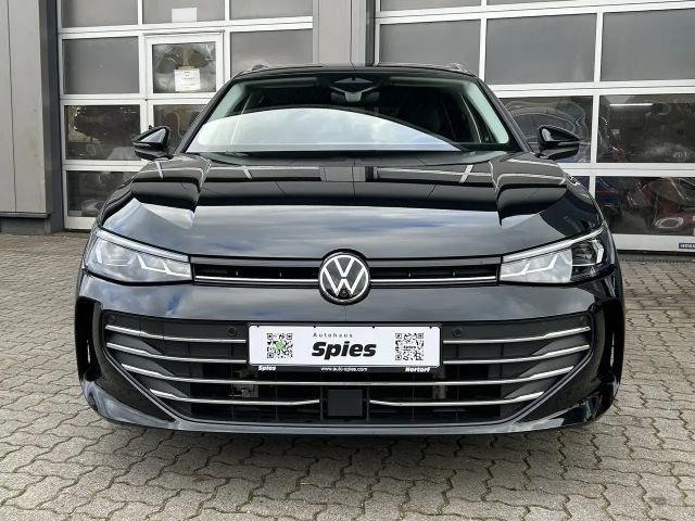 Volkswagen Passat 1.5 eTSI Business Variant