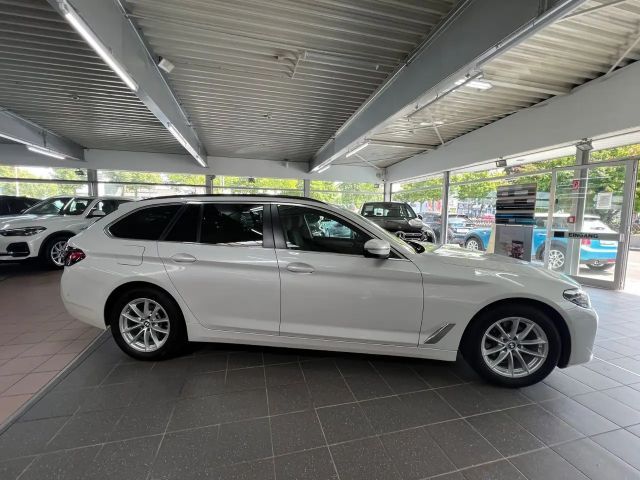 BMW 520 520d Business Line Touring