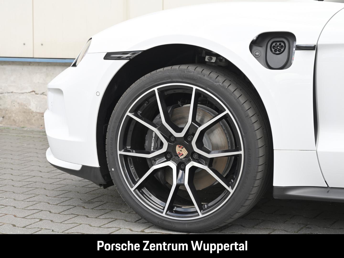 Porsche Taycan Sport Turismo