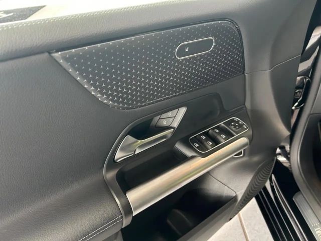 Mercedes-Benz B 180 B 180 d Progressive