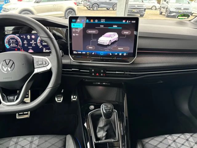 Volkswagen Golf 1.5 TSI R-Line