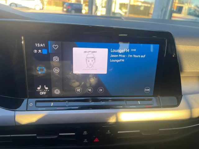 Volkswagen Golf DSG Life Variant