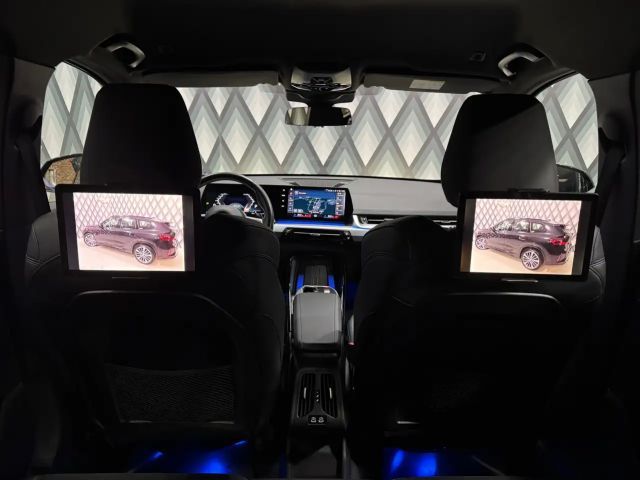 BMW X1 xDrive23d (U11) // M-PAKET // AHK // 1. BESITZ //