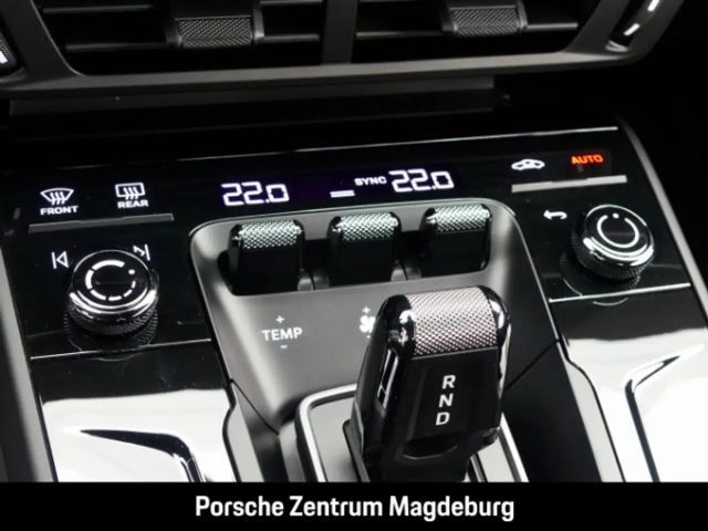 Porsche 992 Cabrio Carrera GTS