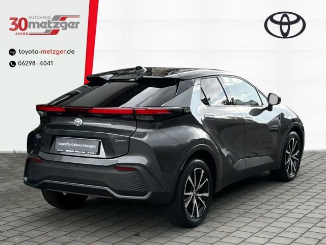 Toyota C-HR Hybride Team D