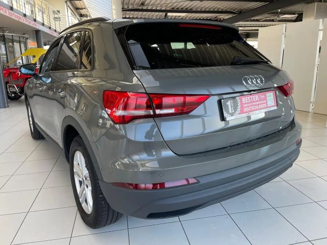 Audi Q3 2.0 TDI Business