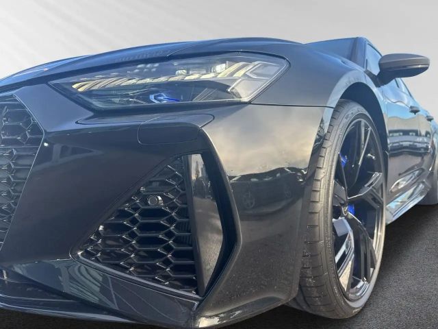 Audi RS6 Avant Performance Quattro