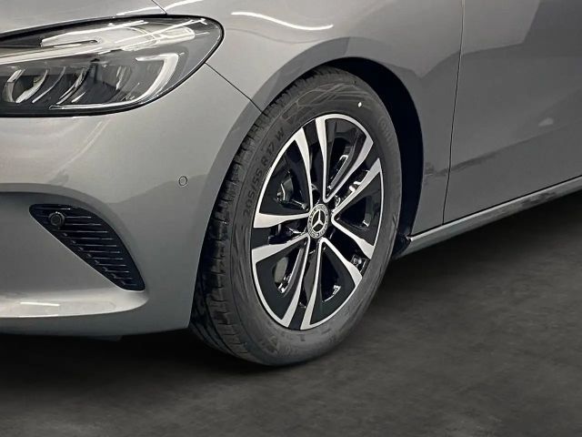 Mercedes-Benz B 180 Progressive Sedan