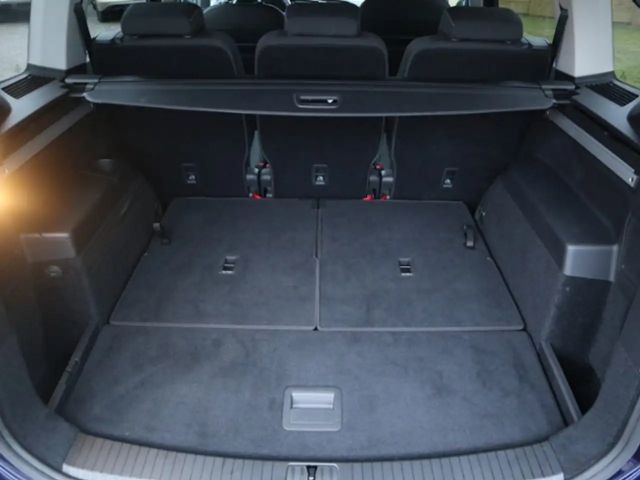 Volkswagen Touran 1.5 TSI