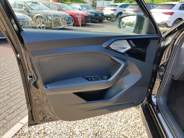 Audi A1 30 TFSI Allstreet S-Tronic