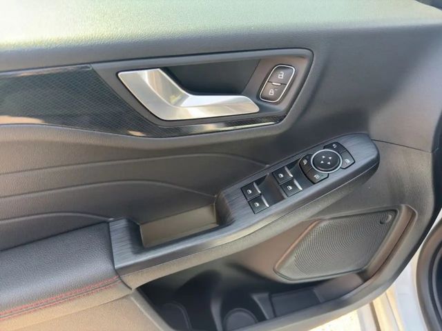 Ford Kuga Plug in Hybrid ST Line X