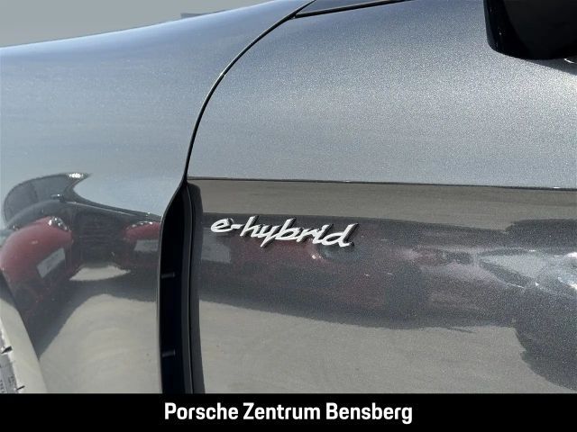 Porsche Panamera 4 E-Hybrid