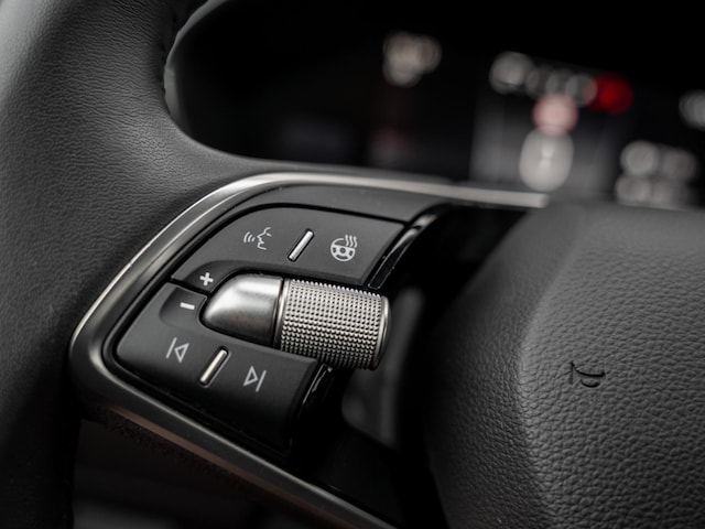 Skoda Fabia 1.0 MPI 5-GANG SpurH SoundSys